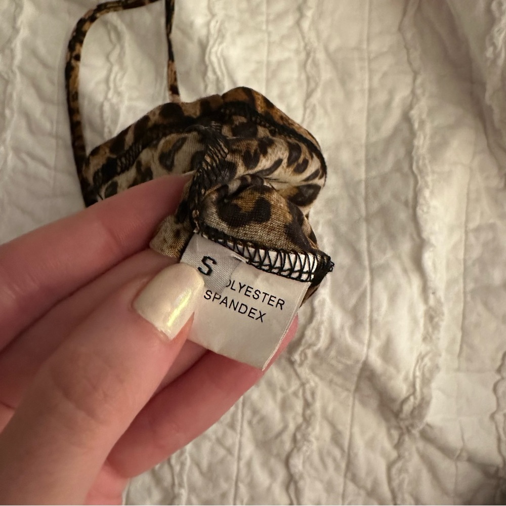 Leopard Top - Picture 2 of 2